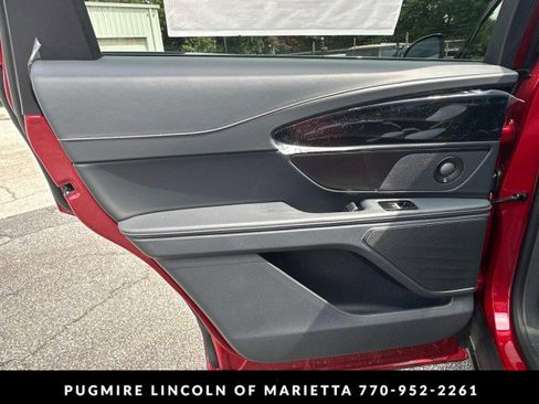 New 2025 Lincoln Nautilus Premier w/ Equipment Group 102A image 22