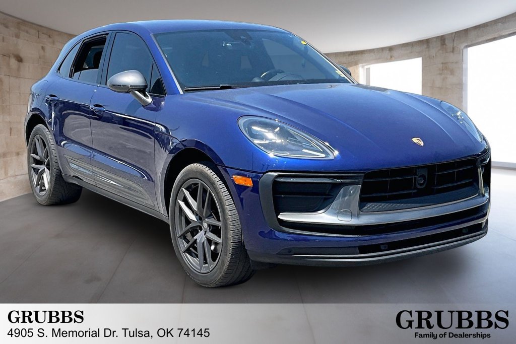 Used 2023 Porsche Macan Turbo AWD/4WD image 1