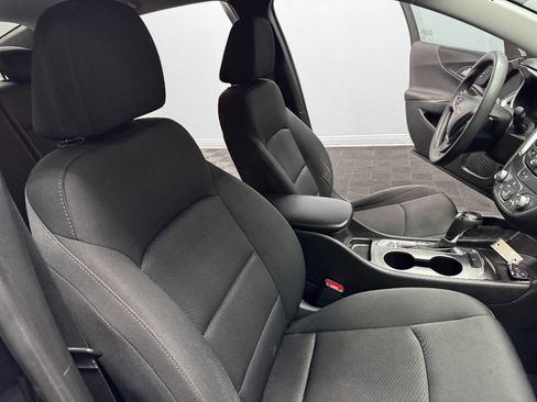 Used 2020 Chevrolet Malibu LS image 54