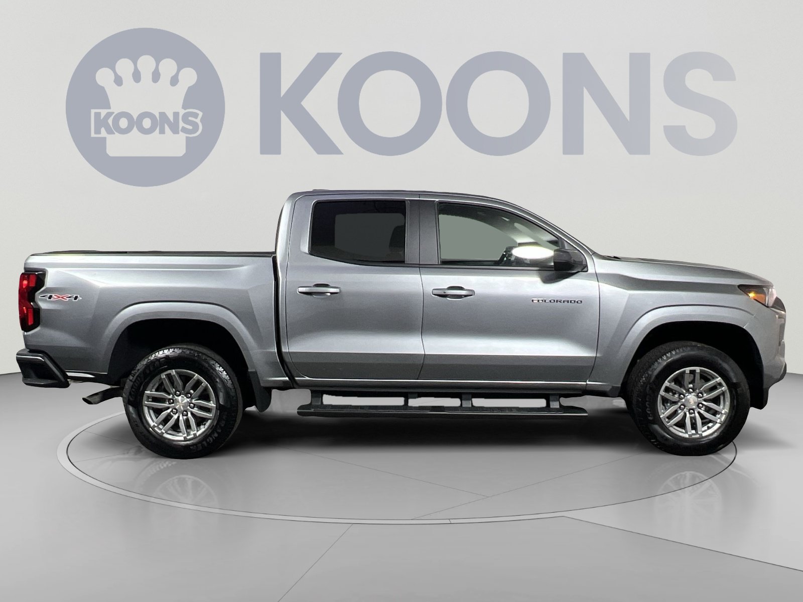 Used 2024 Chevrolet Colorado LT w/ LT Convenience Package AWD/4WD image 8