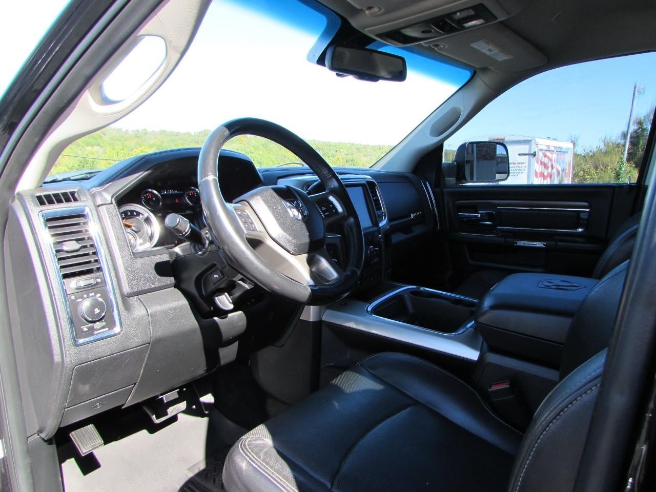 Used 2017 RAM 3500 Laramie w/ Sport Appearance Group AWD/4WD image 13