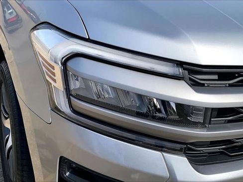 Used 2022 Ford Expedition XLT image 28