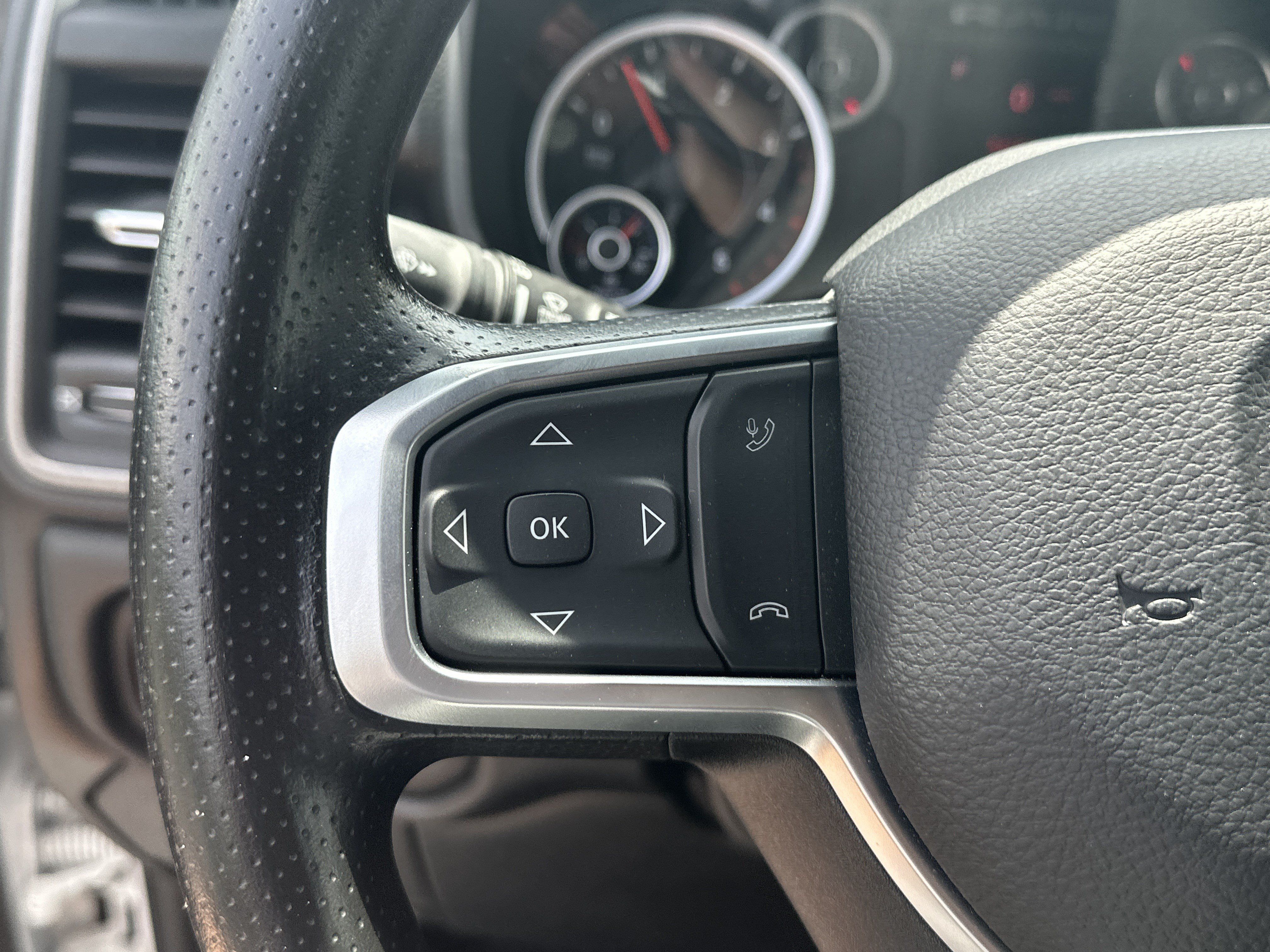 Used 2025 RAM 3500 Tradesman AWD/4WD image 23