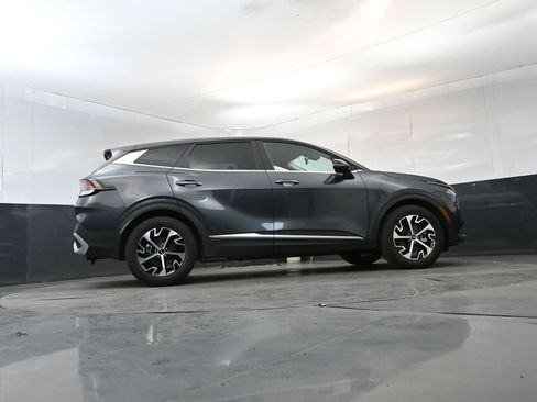 Used 2024 Kia Sportage EX FWD image 23