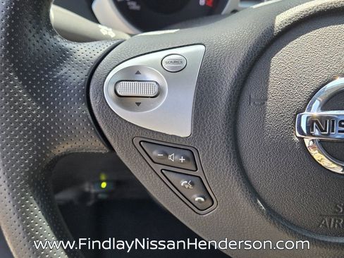 Used 2017 Nissan Juke S FWD image 22