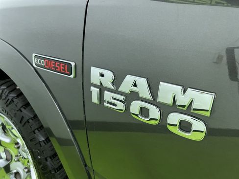 Used 2018 RAM 1500 Laramie w/ Convenience Group AWD/4WD image 15