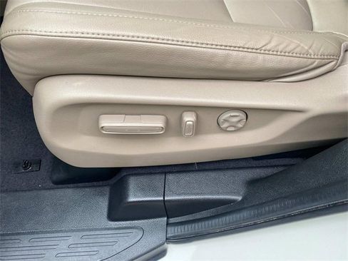 Used 2019 Honda Odyssey EX-L image 16