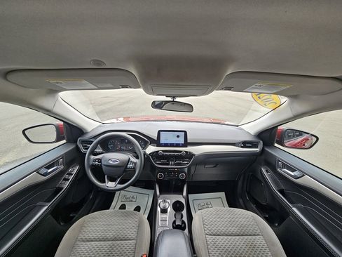Used 2021 Ford Escape SE image 26