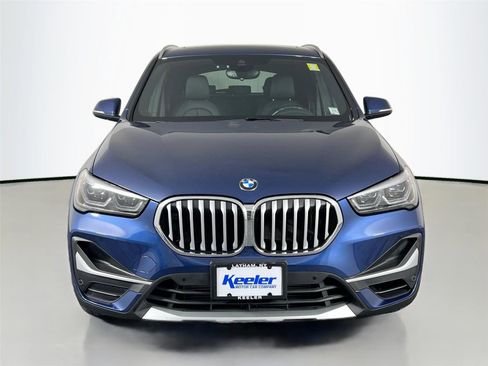 Certified 2022 BMW X1 xDrive28i w/ Convenience Package image 9