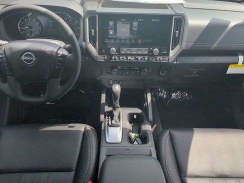 New 2025 Nissan Frontier SL image 12