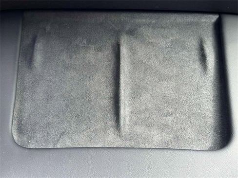 Used 2023 Tesla Model 3 Standard Range image 29