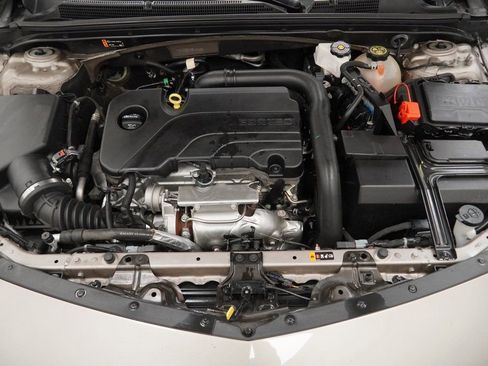 Used 2024 Chevrolet Malibu LT image 50