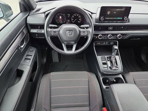 Used 2025 Honda CR-V Sport image 11