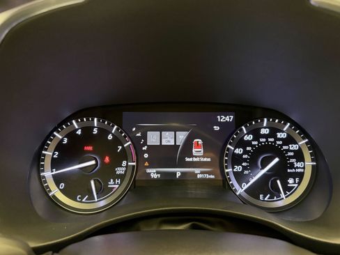 Used 2021 Toyota Highlander Limited FWD image 21