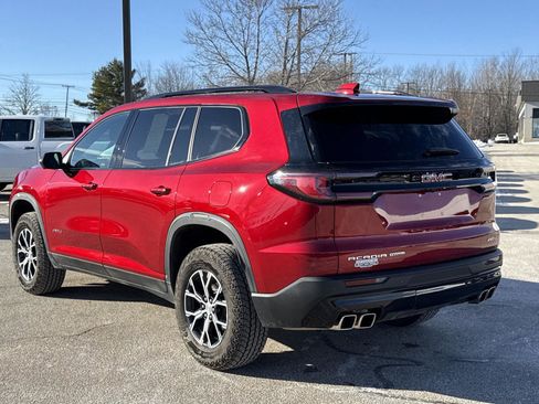 Used 2024 GMC Acadia AT4 image 5