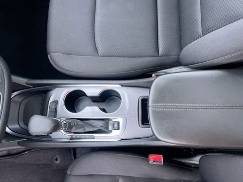 Used 2024 Chevrolet Malibu LT FWD image 21