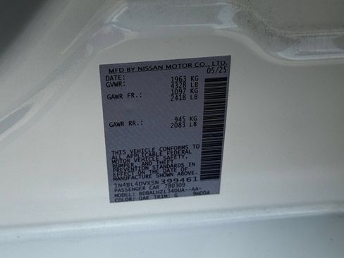 Used 2025 Nissan Altima 2.5 SV FWD image 29