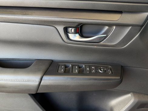 Used 2025 Honda CR-V EX image 11
