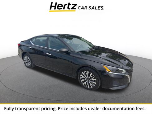 Used 2025 Nissan Altima 2.5 SV FWD image 1