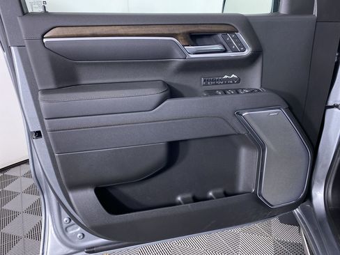 New 2026 Chevrolet Silverado 1500 High Country AWD/4WD image 13