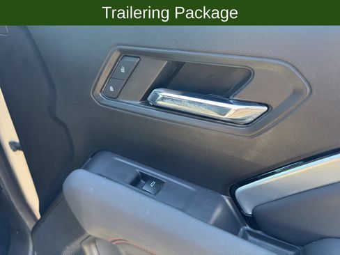 Used 2023 Chevrolet Colorado Z71 w/ Z71 Convenience Package 2 AWD/4WD image 16