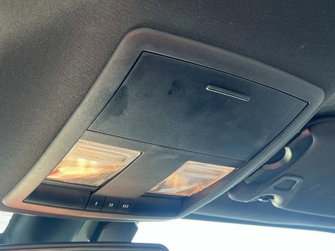 Used 2022 Dodge Challenger R/T image 26