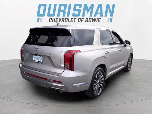 Used 2024 Hyundai Palisade Calligraphy AWD/4WD image 3