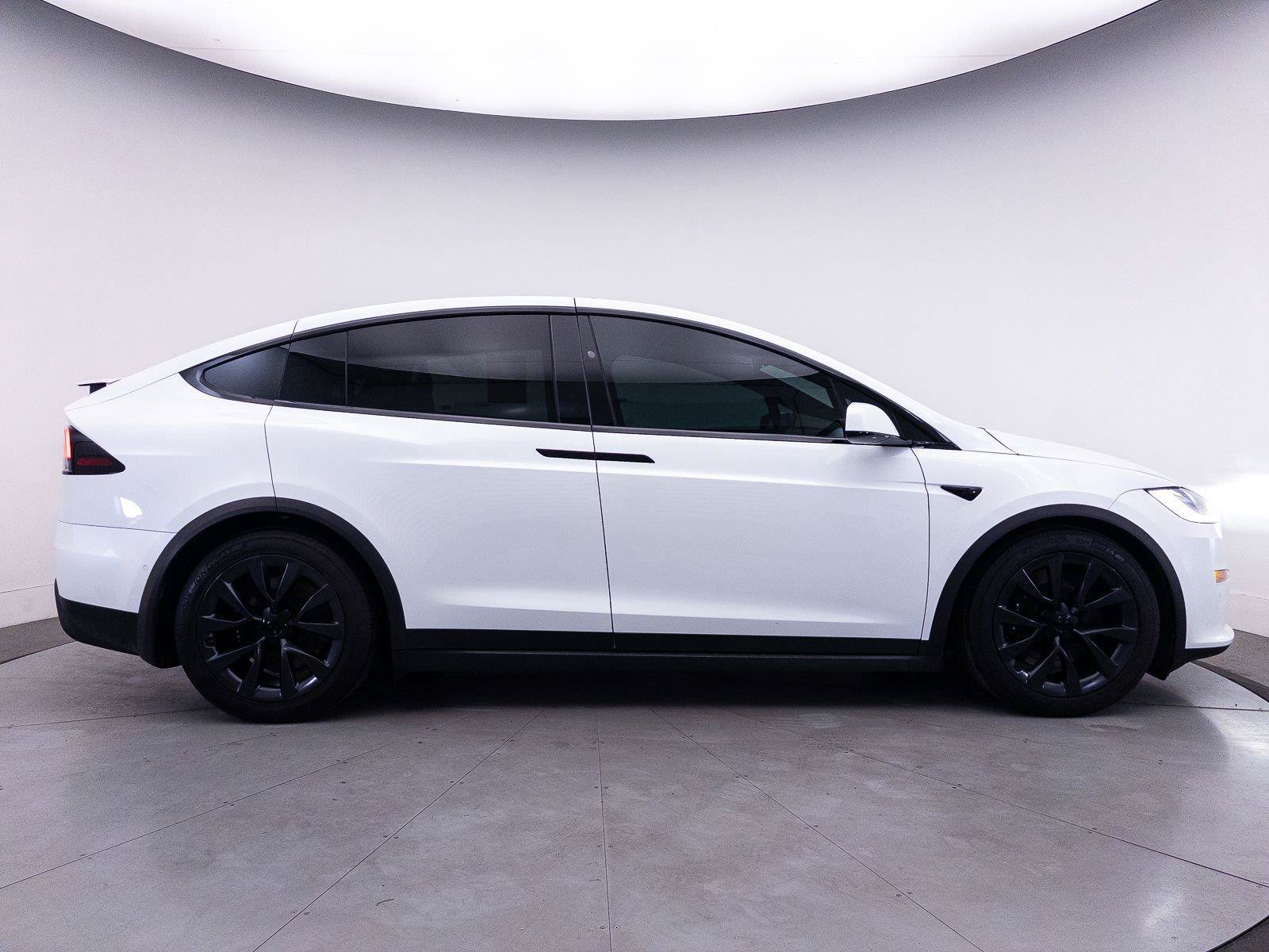 Used 2022 Tesla Model X AWD/4WD image 41