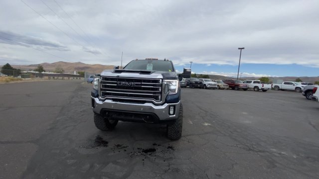Used 2020 GMC Sierra 3500 SLT w/ SLT Premium Plus Package AWD/4WD image 3