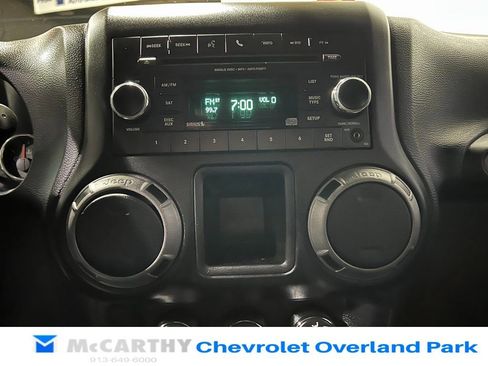 Used 2017 Jeep Wrangler Unlimited Sport w/ Connectivity Group image 16