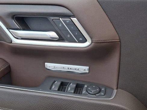 Used 2024 GMC Sierra 1500 Denali w/ Technology Package AWD/4WD image 21