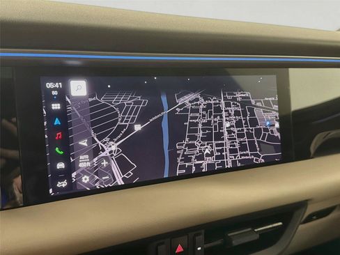 Certified 2025 Porsche Macan 4 Electric w/ Premium Package AWD/4WD image 22