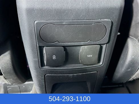 Used 2023 Ford Explorer XLT w/ Equipment Group 202A RWD image 27