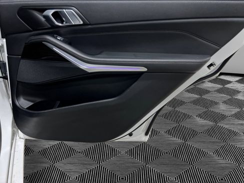 Used 2022 BMW X7 xDrive40i image 18