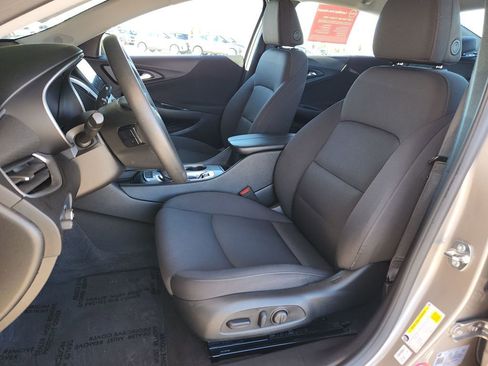 Used 2024 Chevrolet Malibu LT image 12