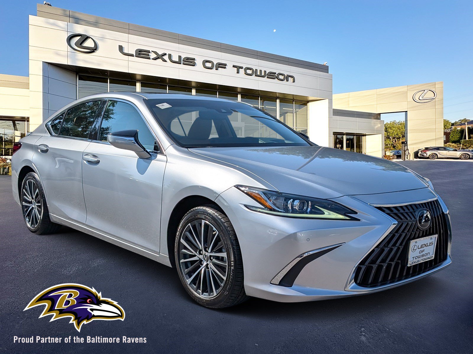Certified 2024 Lexus ES 350 w/ Premium Package FWD image 1