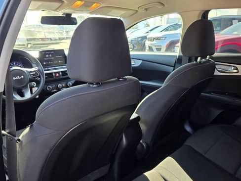 Used 2023 Kia Forte LXS w/ LXS Technology Package image 15