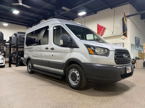 Used 2015 Ford Transit 150 XL RWD image 6