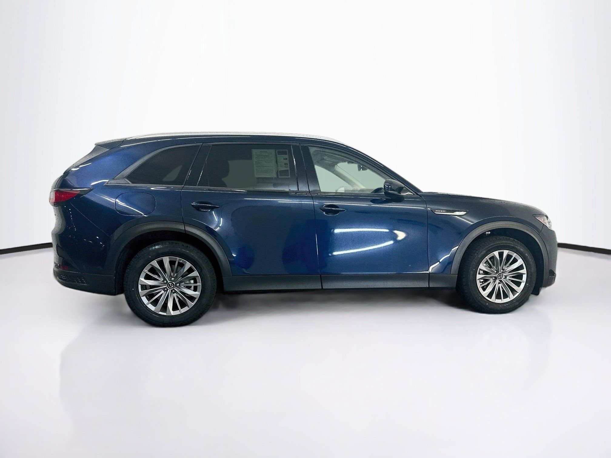 Used 2024 MAZDA CX-90 Plug-In Hybrid w/ Preferred AWD/4WD image 10