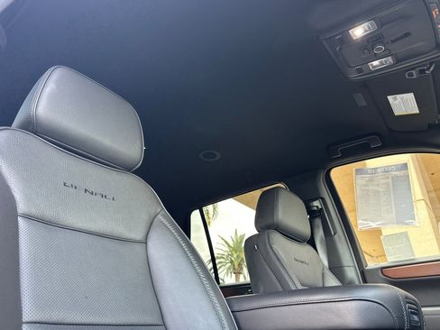 Certified 2025 GMC Yukon Denali image 19