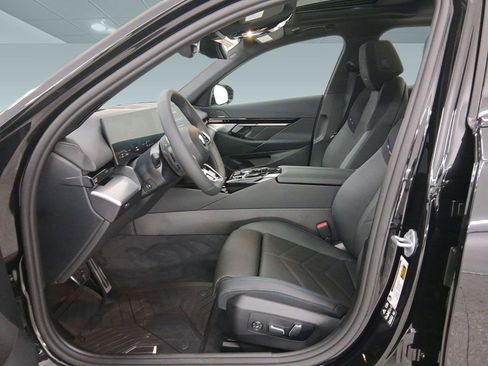 New 2026 BMW 530i xDrive 530i xDrive w/ M Sport Package image 5