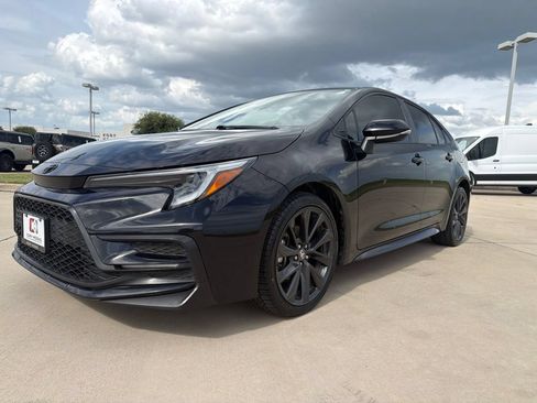 Used 2024 Toyota Corolla SE FWD image 1
