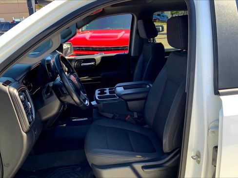 Used 2020 Chevrolet Silverado 1500 LT Trail Boss image 8