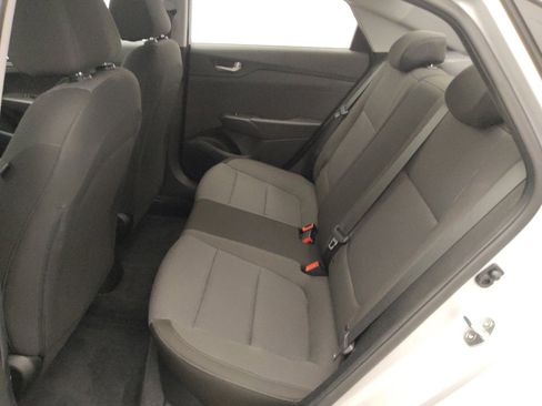 Used 2020 Hyundai Accent SE FWD image 18