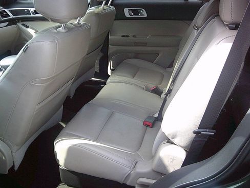 Used 2013 Ford Explorer Limited AWD/4WD image 5