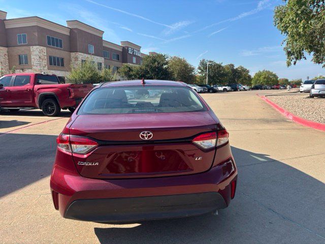 Used 2025 Toyota Corolla LE FWD image 6