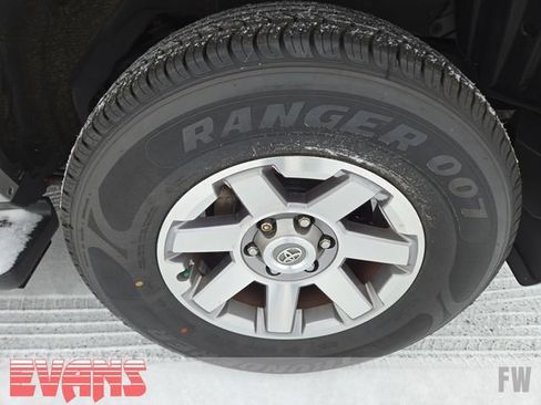 Used 2014 Toyota 4Runner Trail Premium image 26