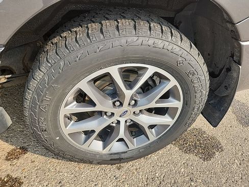 Used 2016 Ford Expedition EL XLT w/ Equipment Group 202A AWD/4WD image 37