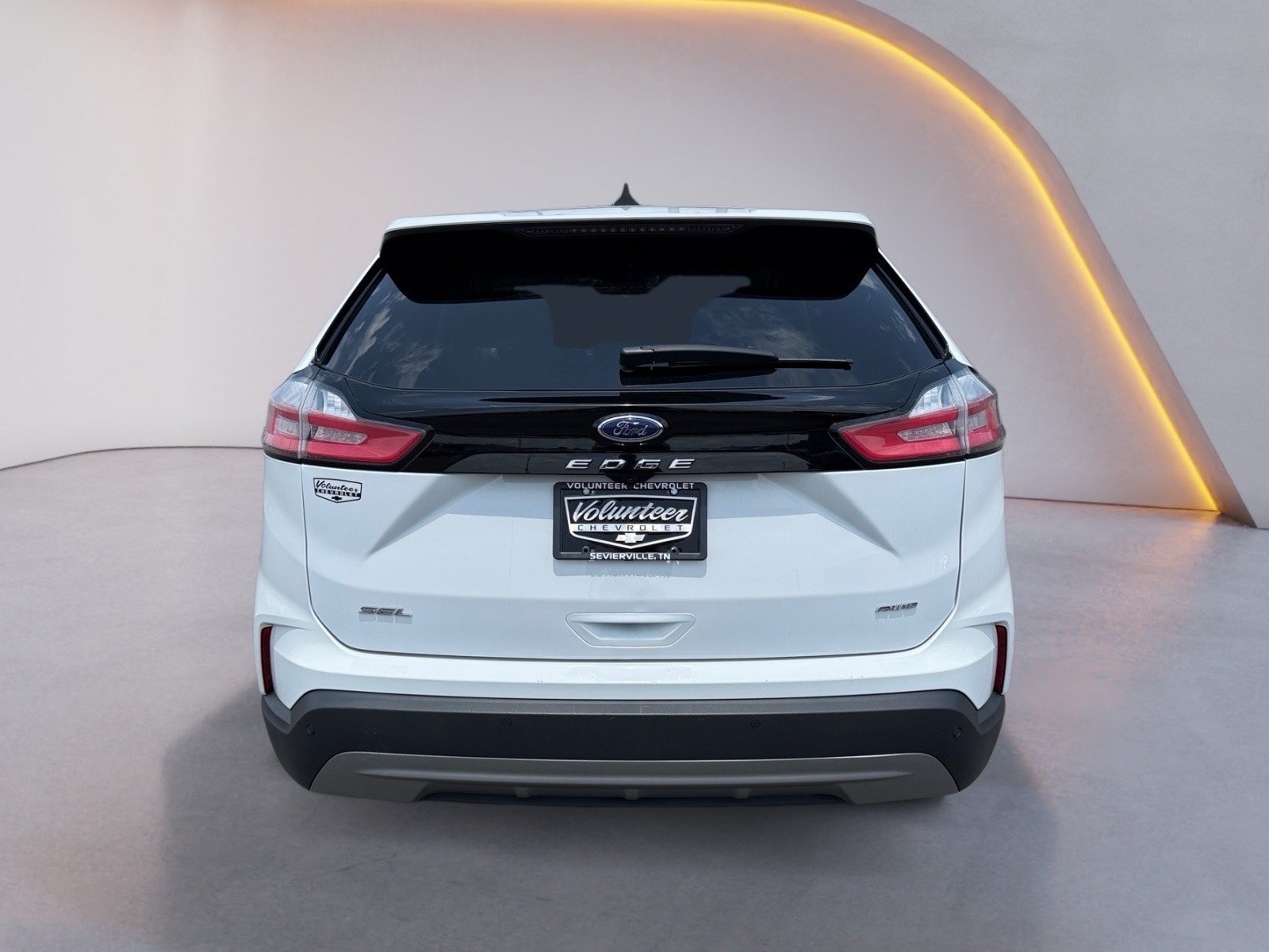 Used 2024 Ford Edge SEL AWD/4WD image 4
