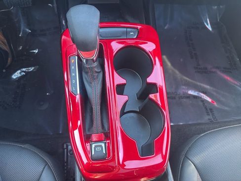 Used 2025 Chevrolet Trax RS w/ Sunroof Package image 29